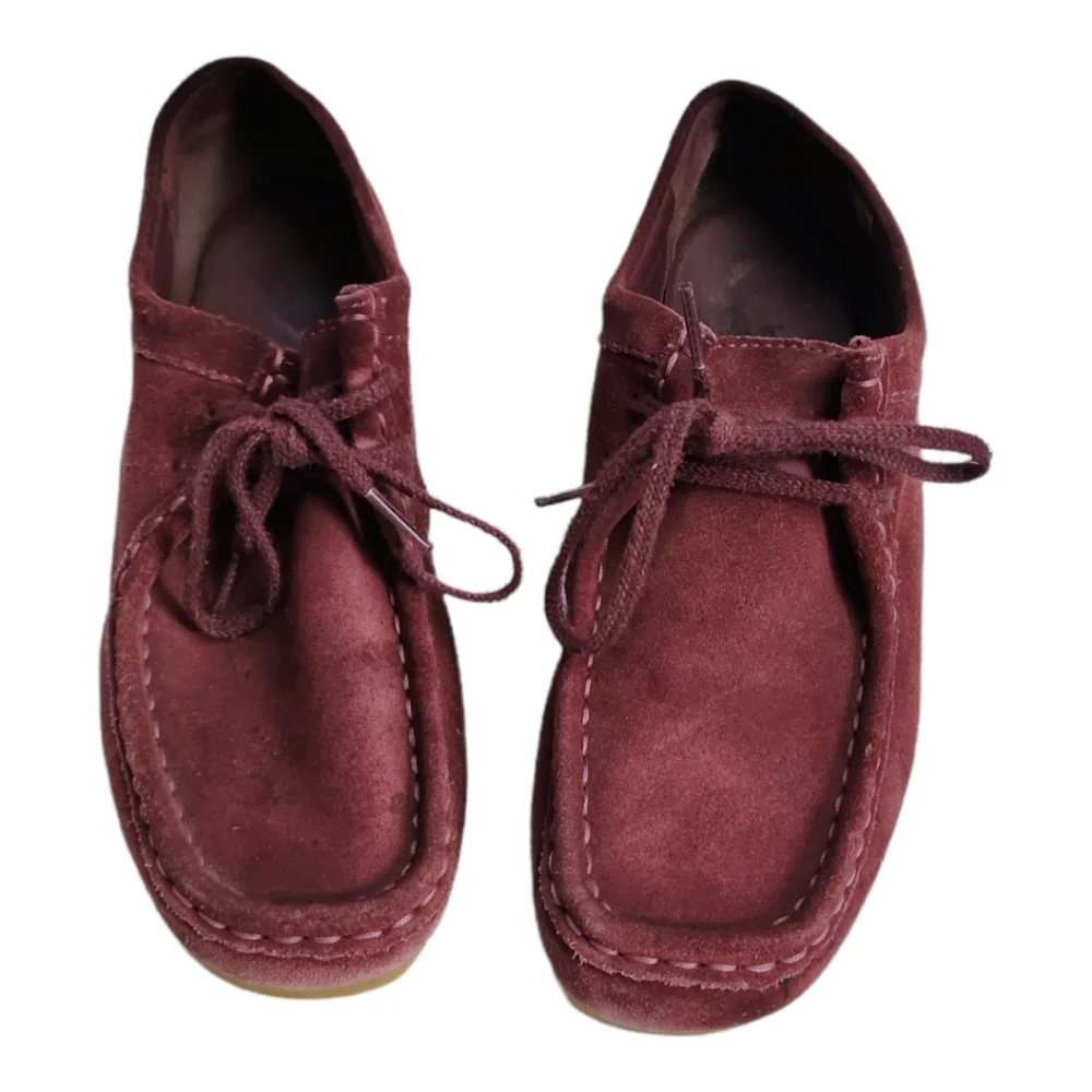Clarks Originals Wallabee Low Burgundy Suede Moc Toe Shoes